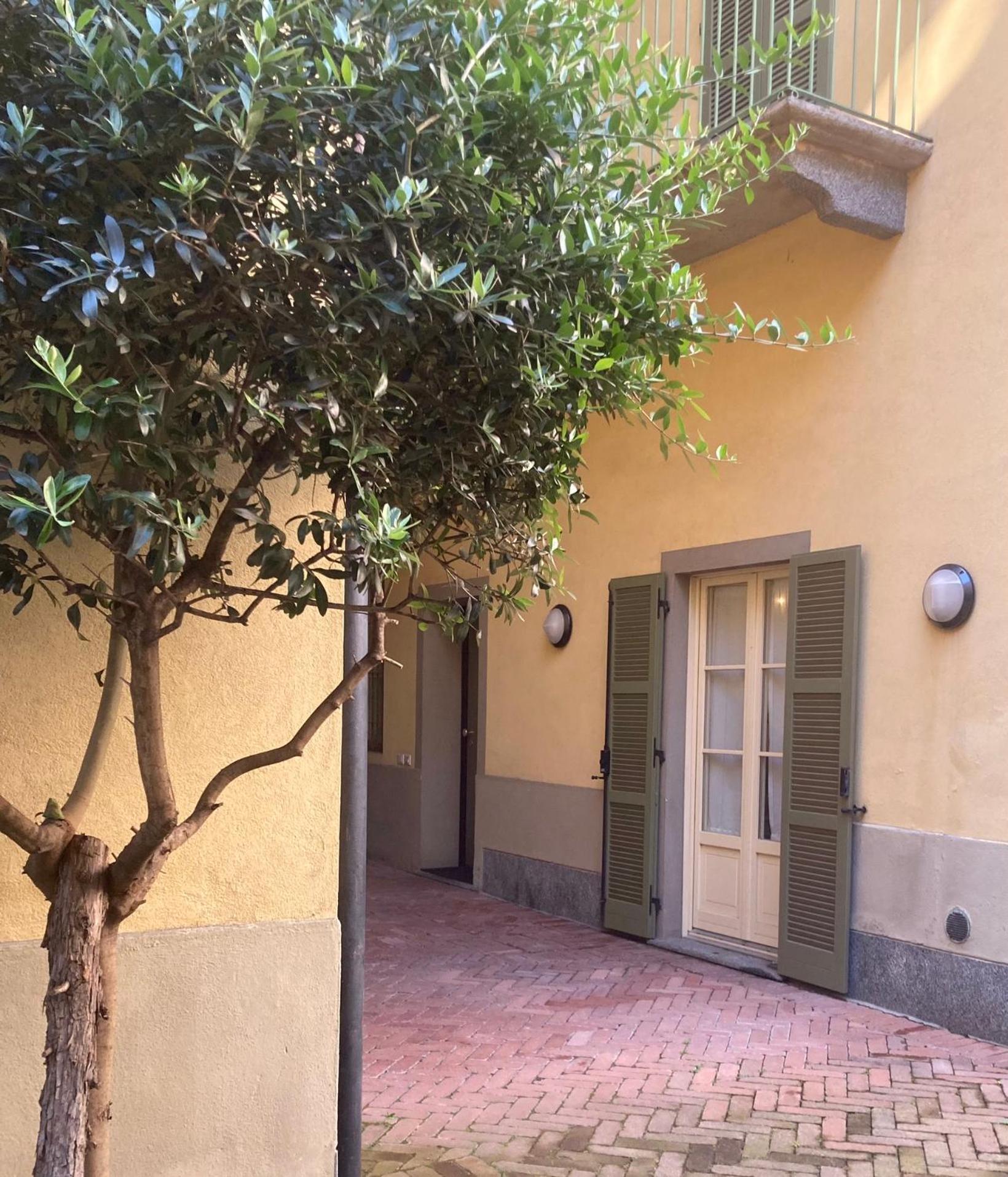 Old Borgo Vico Apartment Como Bagian luar foto